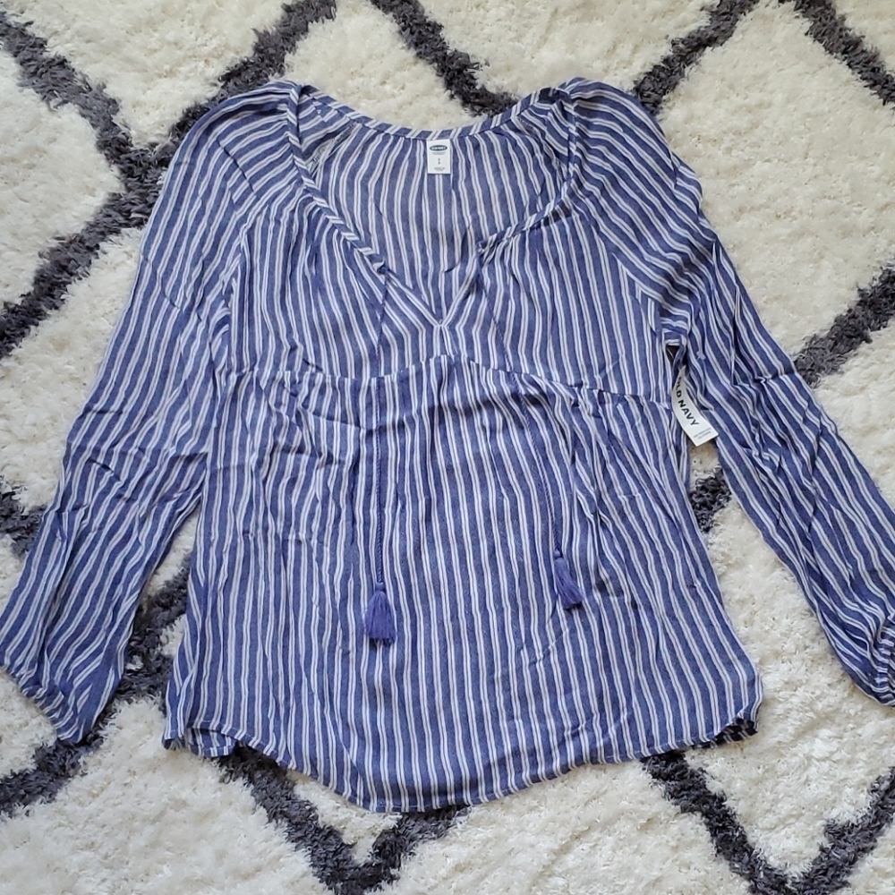 Old Navy blue striped tie front top